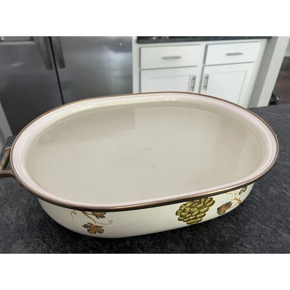 Villa Grande Porcelain Enamel 8 Quart Covered Casserole Dish